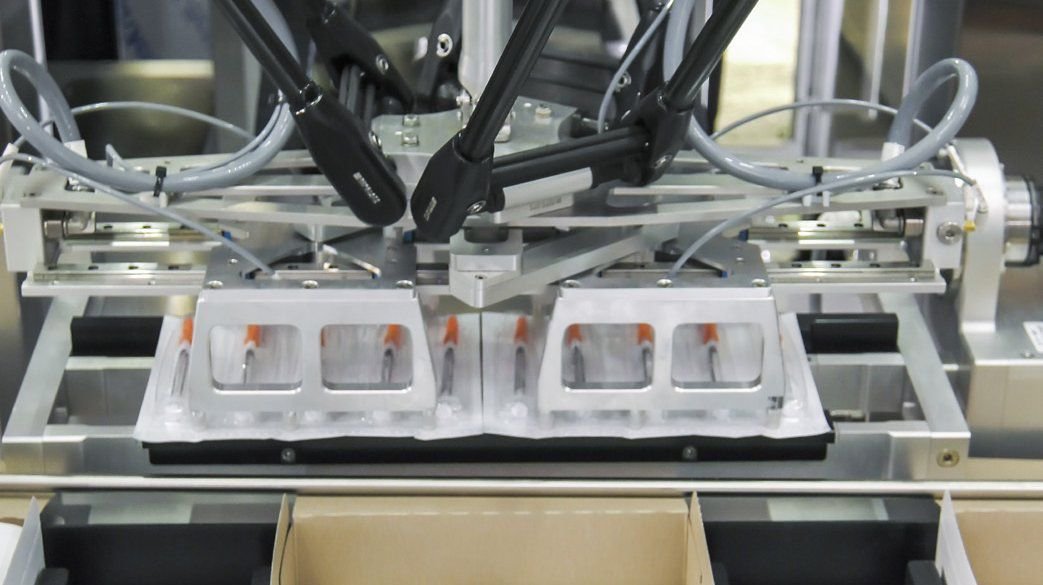 Automated cartoner alternate view image 2
