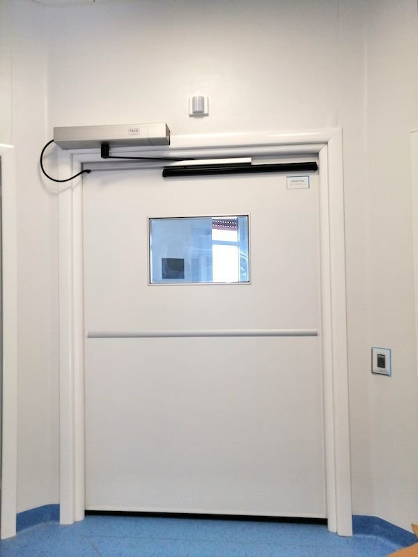 Automatic door image 3