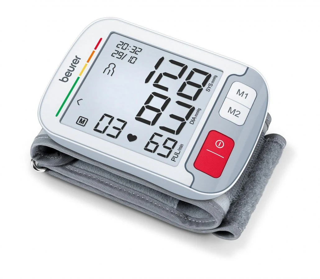 Beurer BC 51 wrist blood pressure monitor alternate view image 2
