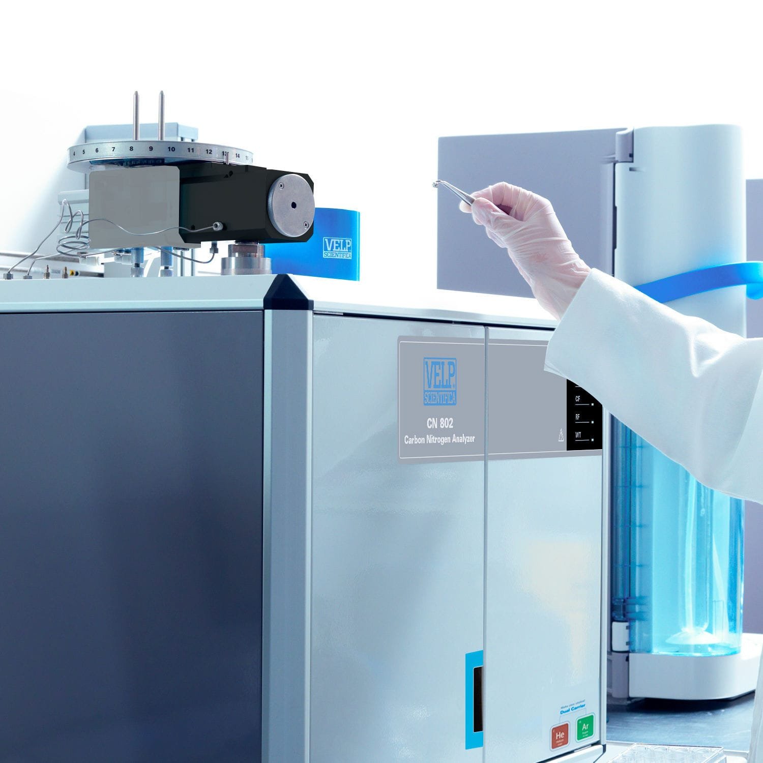 Carbon analyzer CN 802 image 5