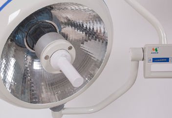 Ceiling-mounted surgical light KD700 image 5