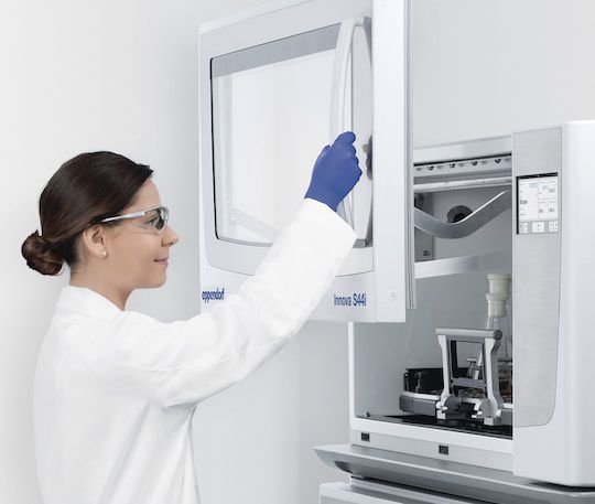 Compact laboratory incubator Innova® S44i image 7