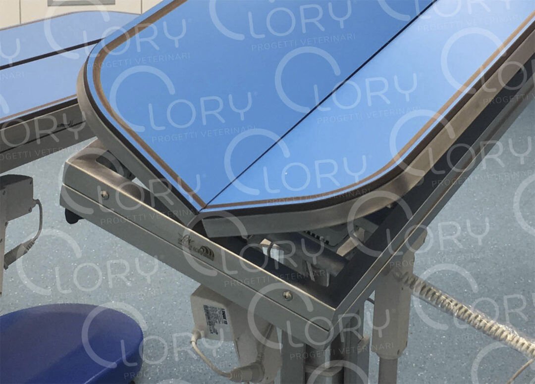 Electric veterinary operating table Butterfly alternate view image 2
