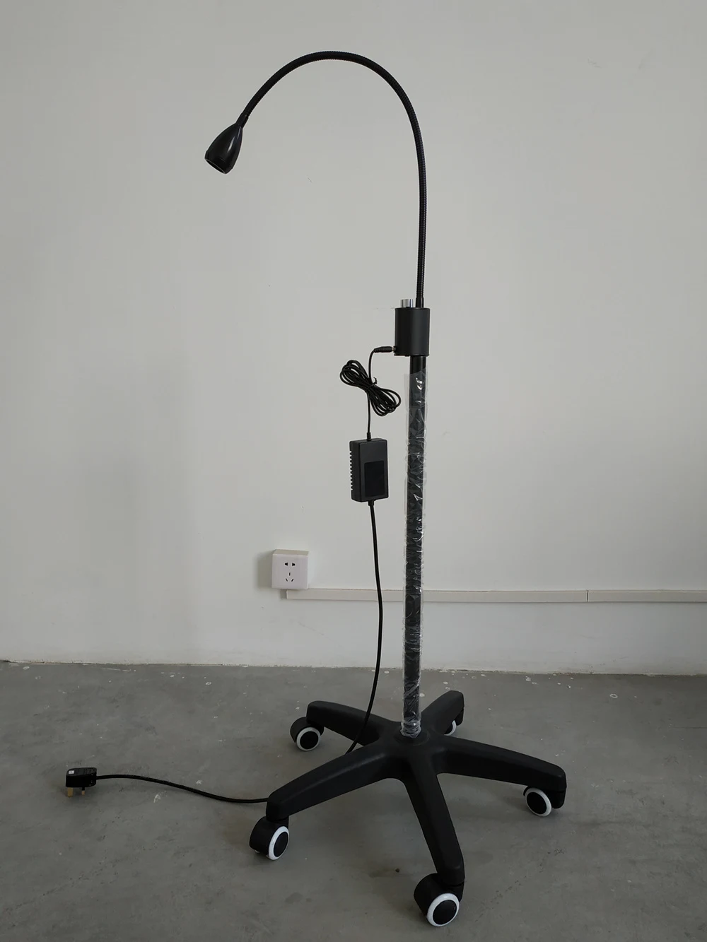 Examination Light LED Intensity Adjustable Portable WYJ-1 image 3