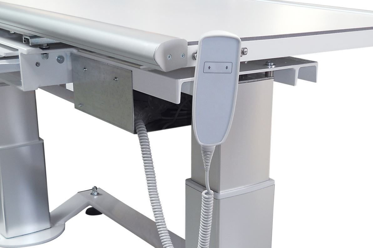 Height-adjustable veterinary X-ray table alternate view image 2