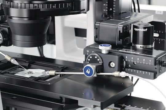 High-precision micromanipulator TransferMan® 4m alternate view image 2