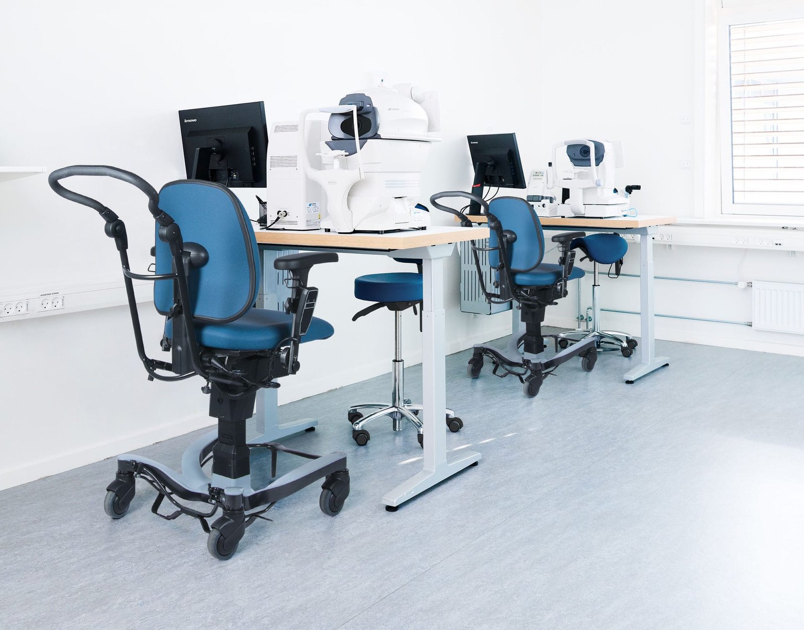Ophthalmic examination chair Move+ image 5